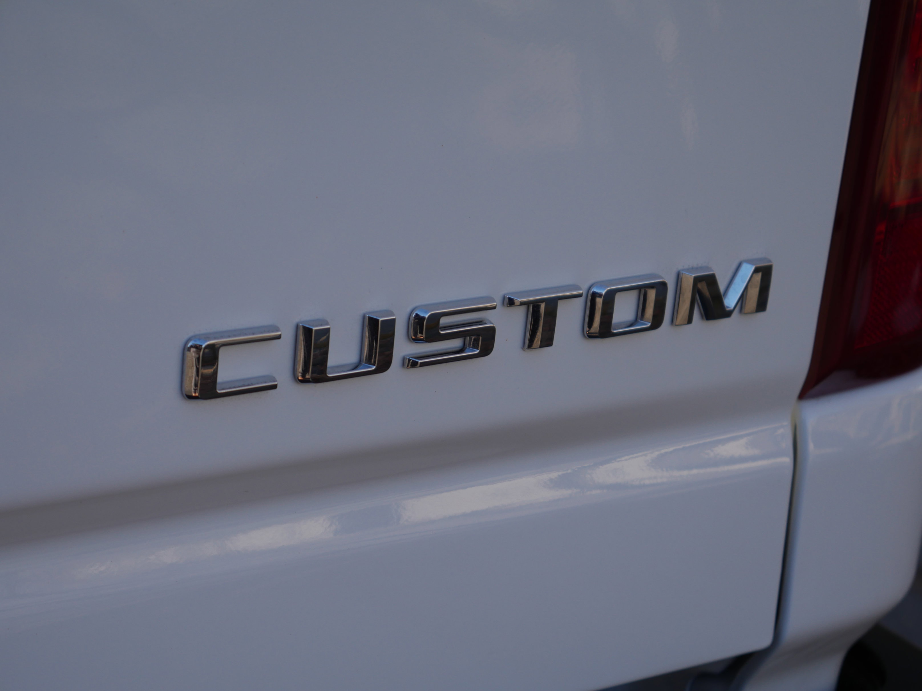 Used 2024 Chevrolet Silverado 2500 Custom w/ Custom Value Package image 21