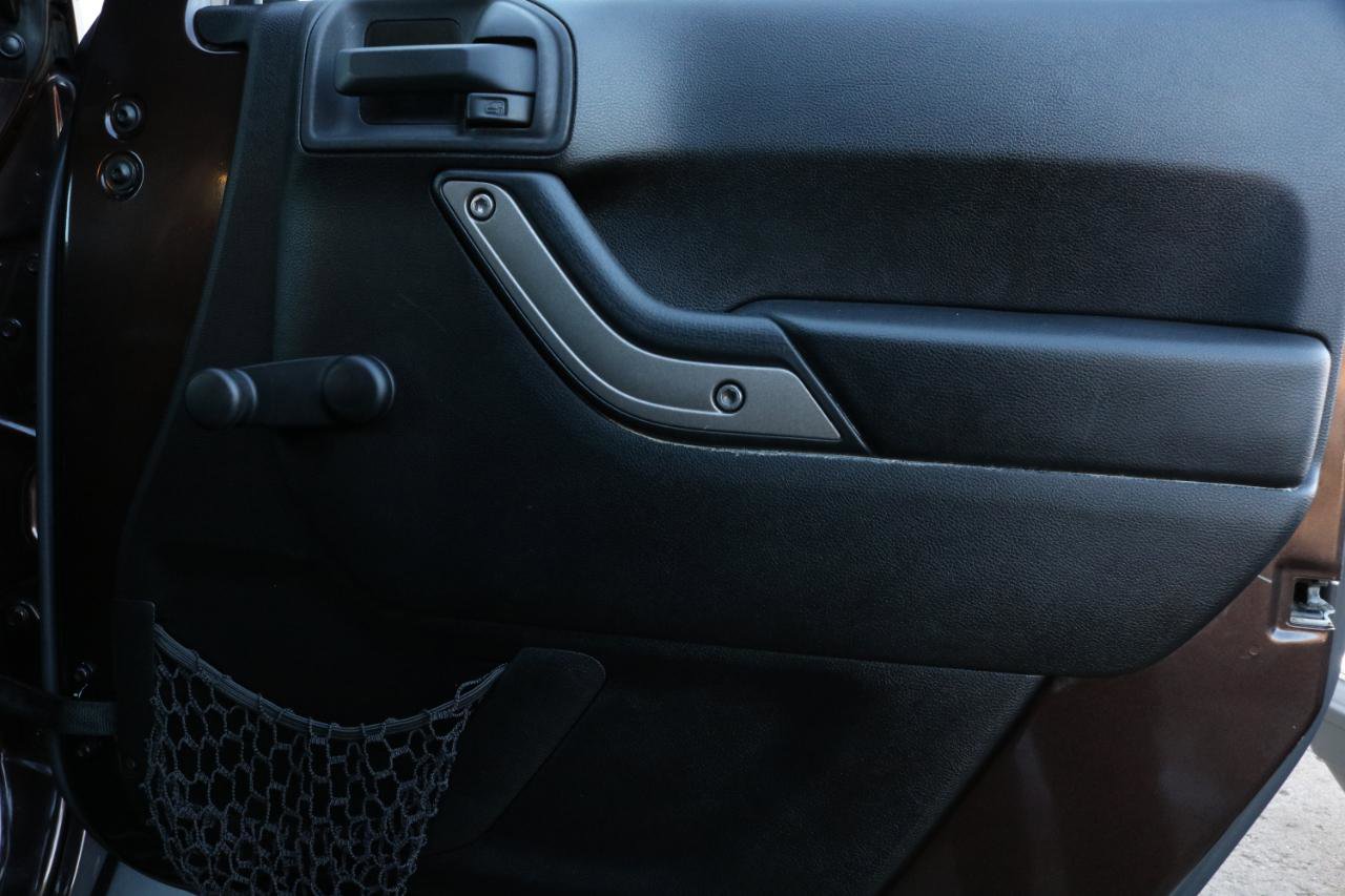 Used 2013 Jeep Wrangler Unlimited Sport image 36