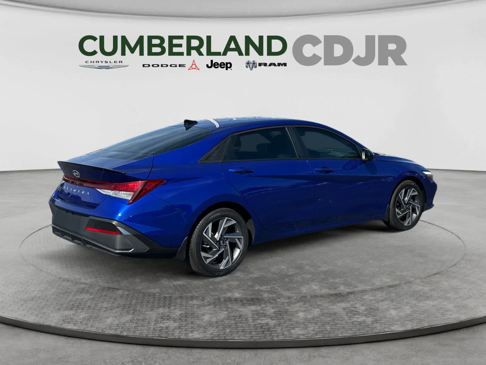 Used 2025 Hyundai Elantra Sport FWD image 6