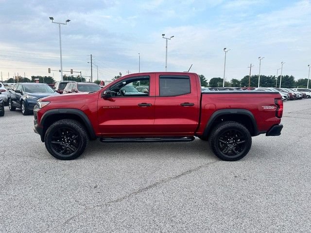 Used 2024 Chevrolet Colorado Trail Boss AWD/4WD image 2