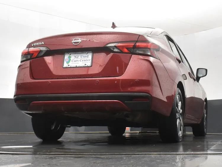 Used 2025 Nissan Versa SV FWD image 13