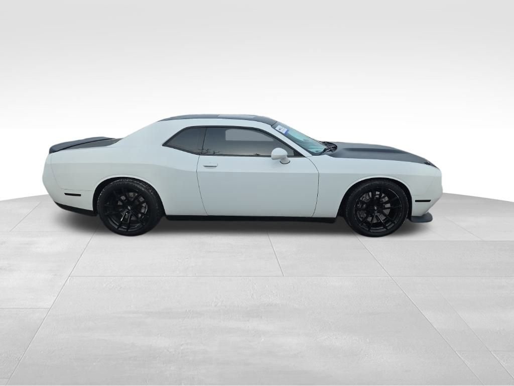 Used 2017 Dodge Challenger T/A image 4