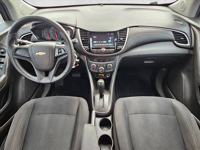 Used 2017 Chevrolet Trax LS FWD image 17