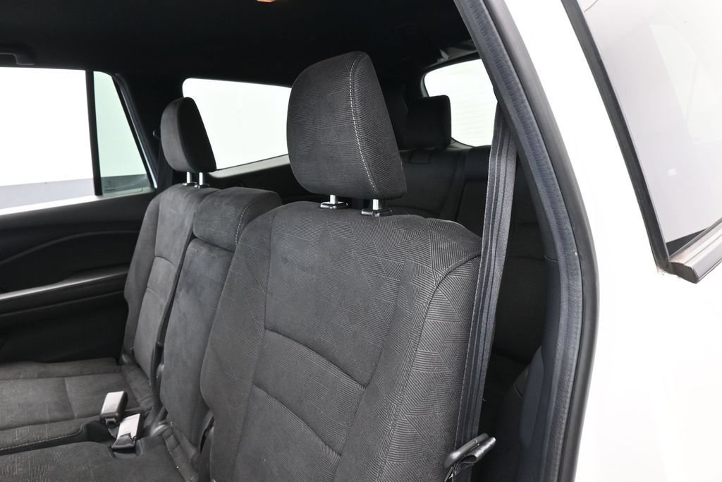 Used 2022 Honda Pilot Sport image 32