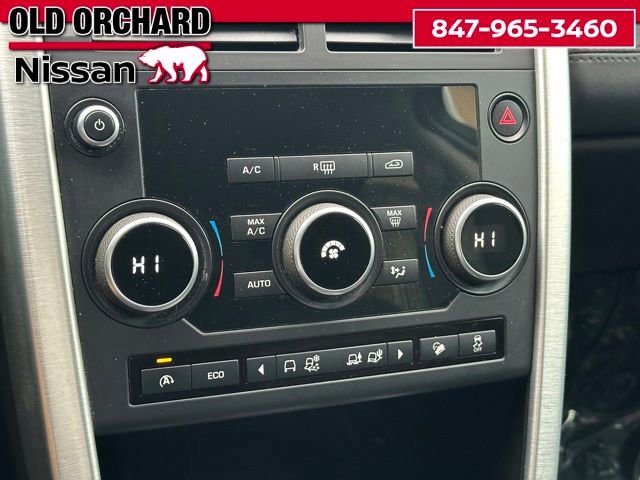 Used 2017 Land Rover Discovery Sport SE AWD/4WD image 18