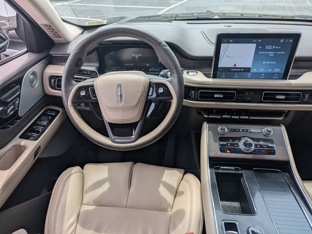 Used 2022 Lincoln Aviator Grand Touring w/ Equipment Group 301A AWD/4WD image 23
