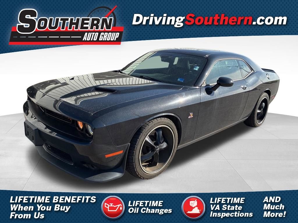 Used 2015 Dodge Challenger R/T Scat Pack w/ Leather Interior Group RWD image 1