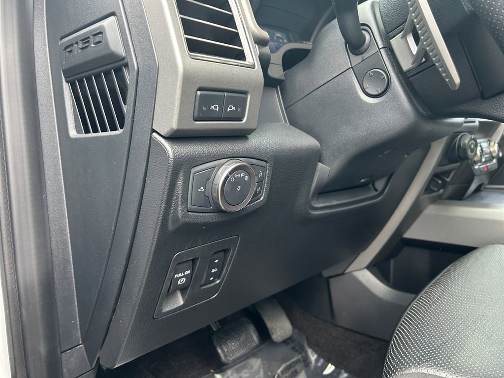 Used 2019 Ford F150 Raptor w/ Equipment Group 802A Luxury image 21