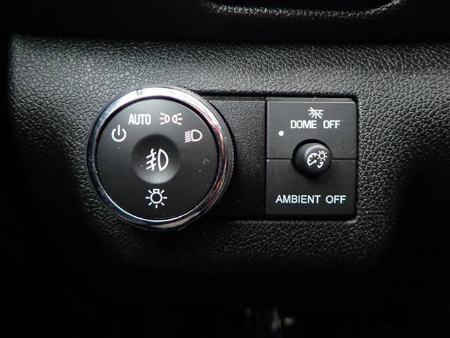 Used 2016 Chevrolet Traverse LTZ image 25