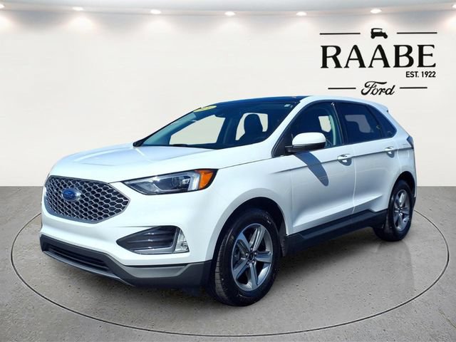 Used 2024 Ford Edge SEL w/ Convenience Package AWD/4WD image 3