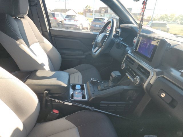 Used 2024 Toyota Tacoma TRD Sport w/ TRD Sport Upgrade Package AWD/4WD image 9