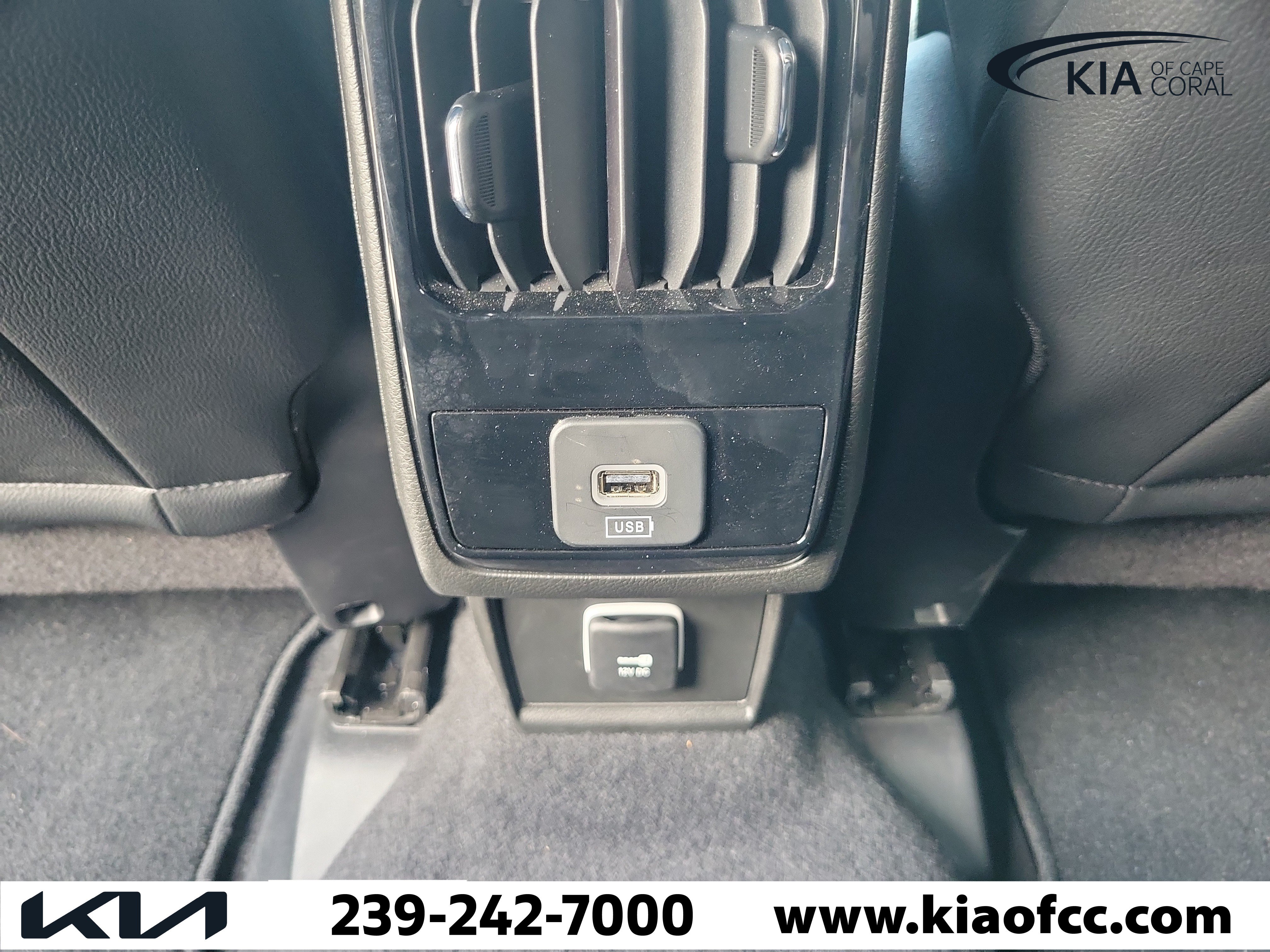 Used 2025 Jeep Compass Latitude AWD/4WD image 15