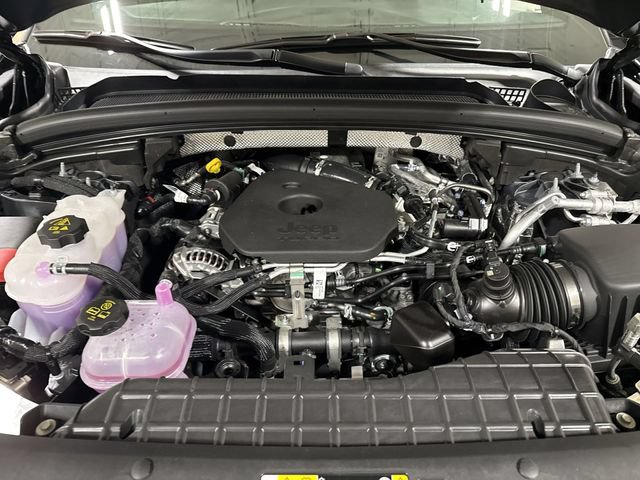 New 2026 Jeep Grand Cherokee Altitude AWD/4WD image 25