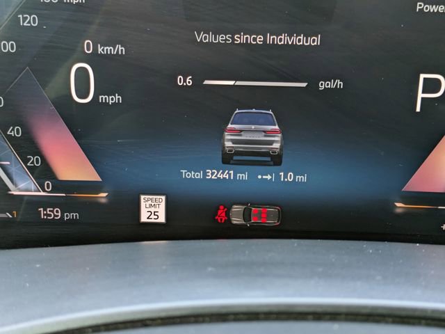 Used 2025 BMW X7 xDrive40i image 29