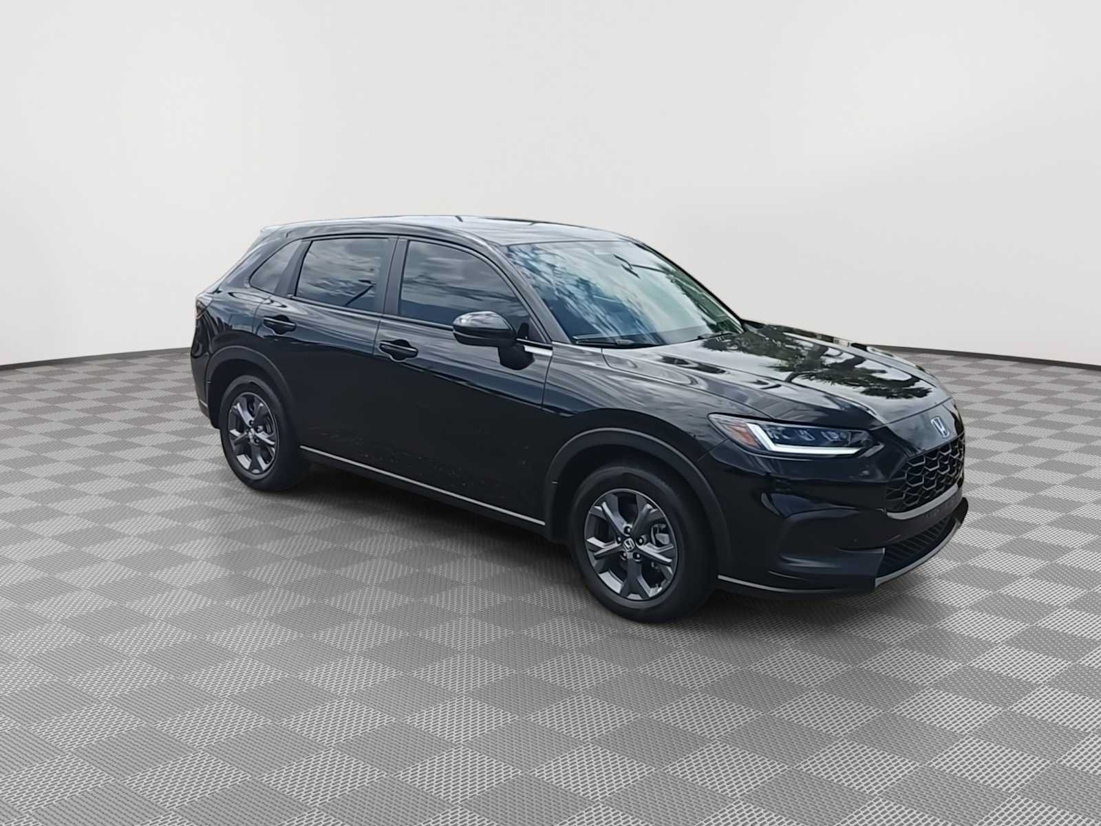 Certified 2026 Honda HR-V LX image 2