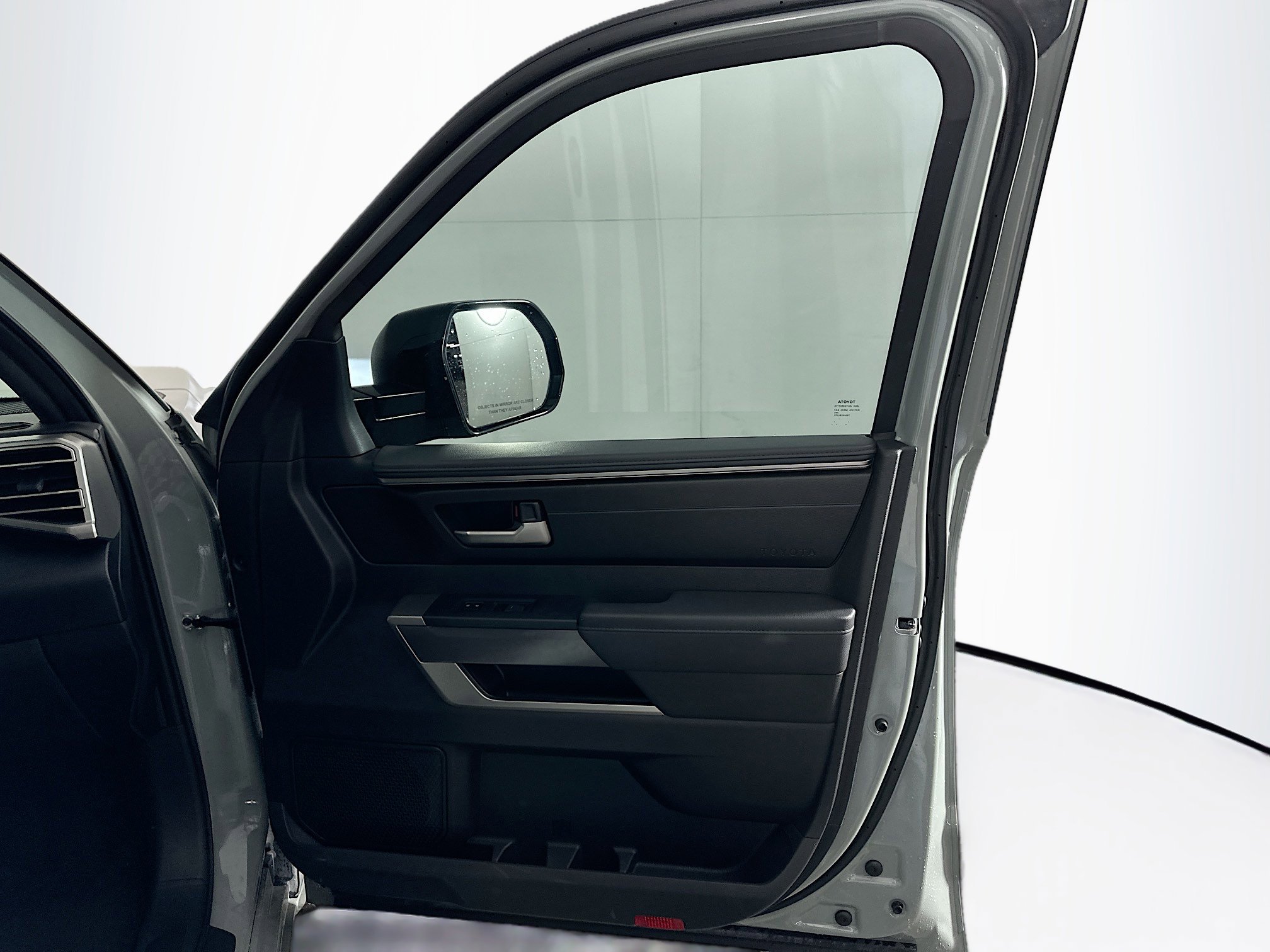 Used 2025 Toyota Tundra SR5 w/ SR5 Premium Package image 31