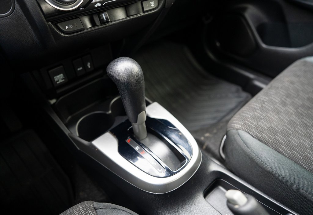 Used 2015 Honda Fit LX image 22