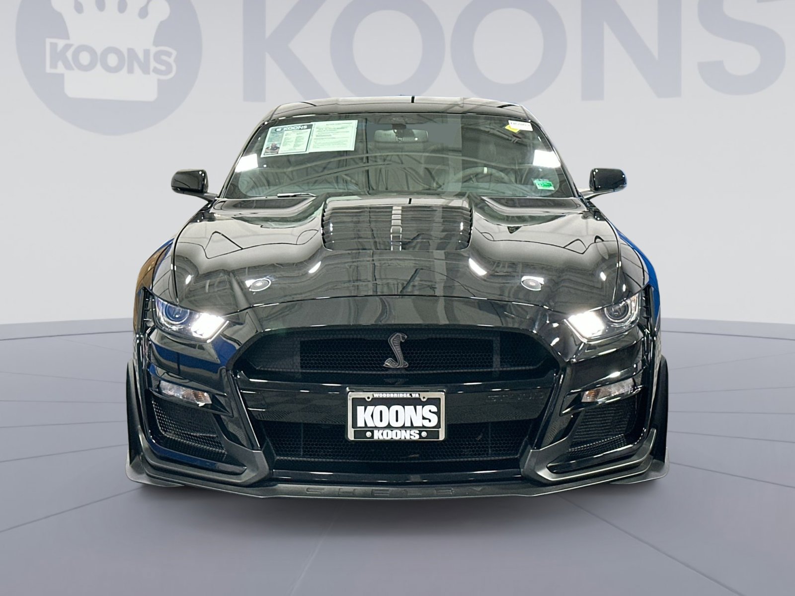 Used 2022 Ford Mustang Shelby GT500 w/ Technology Package image 11