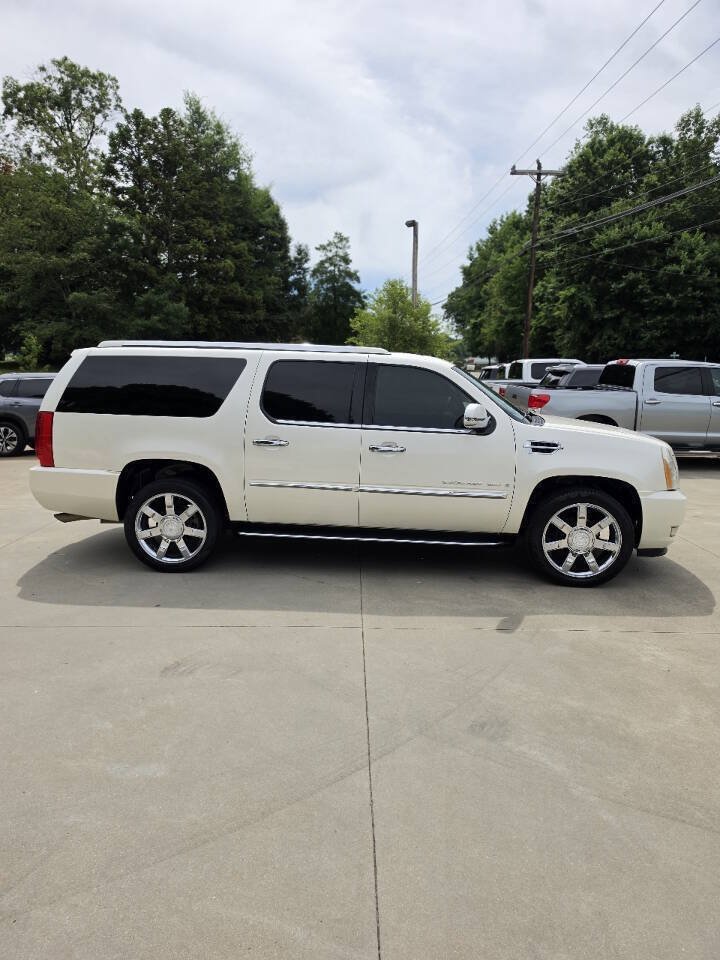 Used 2008 Cadillac Escalade ESV AWD image 8