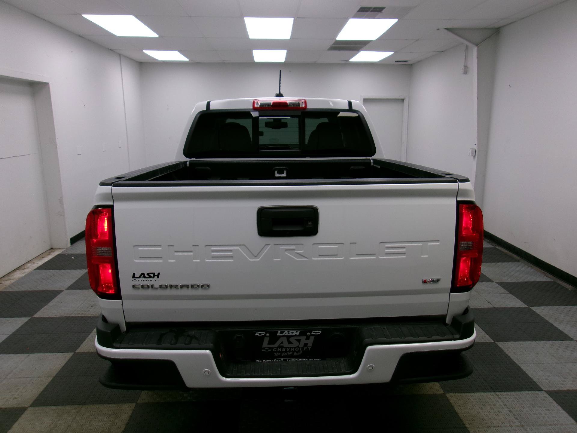 Used 2022 Chevrolet Colorado Z71 AWD/4WD image 11