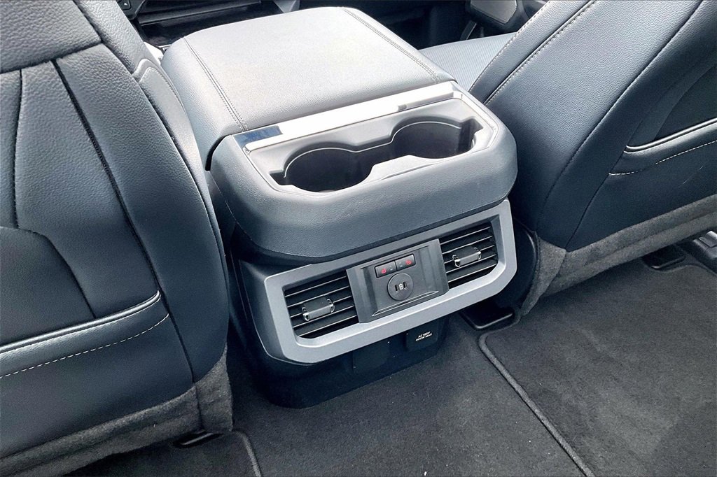 Used 2024 Ford F250 Lariat w/ Lariat Ultimate Package image 23