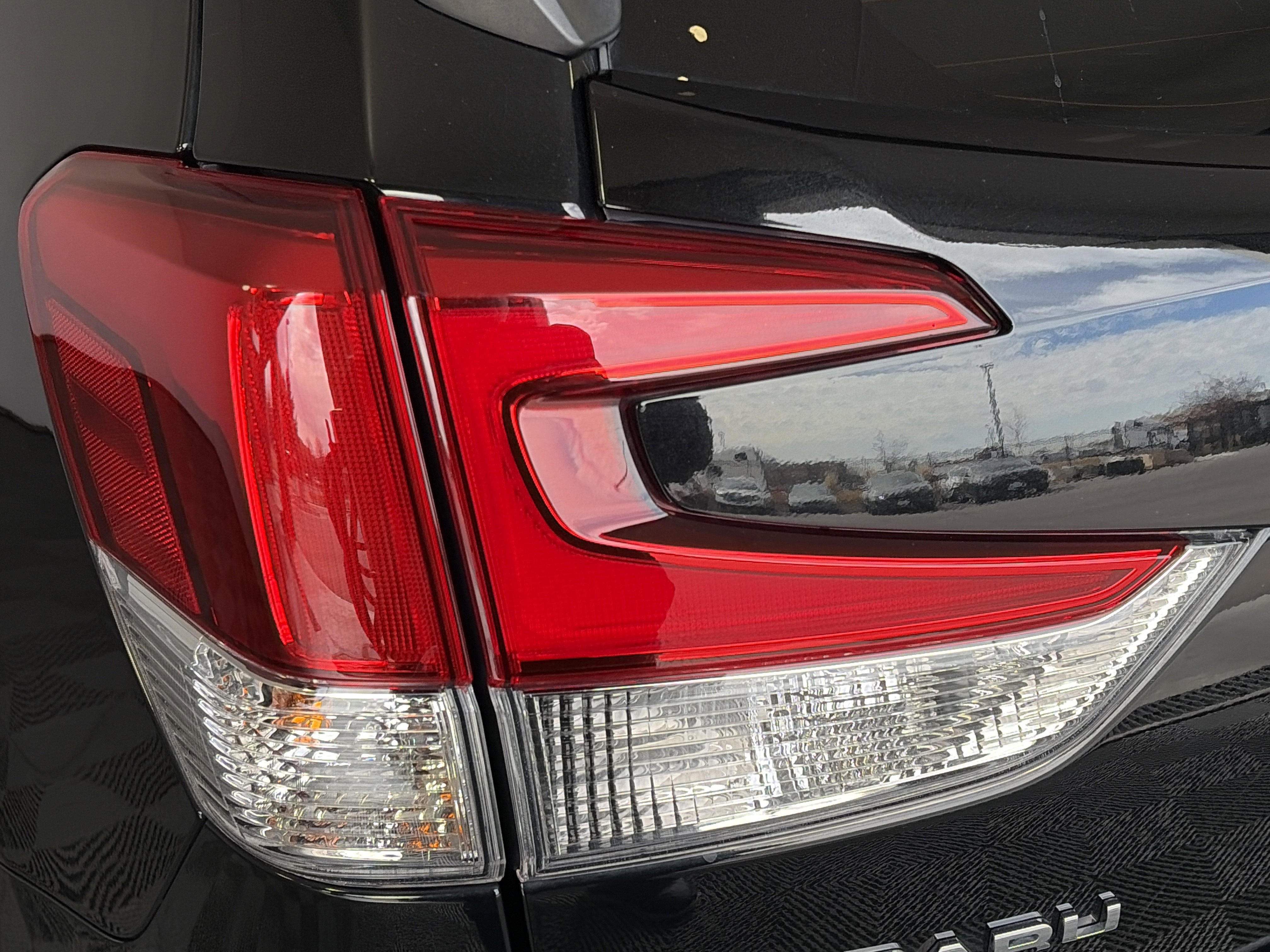 Certified 2024 Subaru Forester Limited image 25