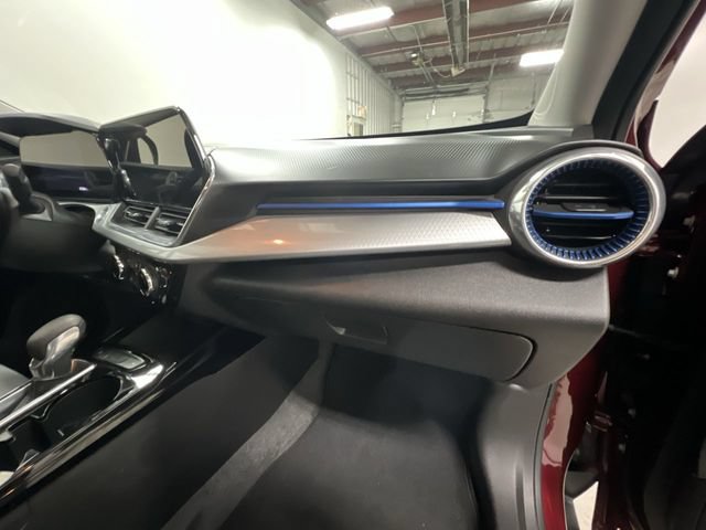 Certified 2024 Chevrolet Trax LT w/ Driver Confidence Package FWD image 27