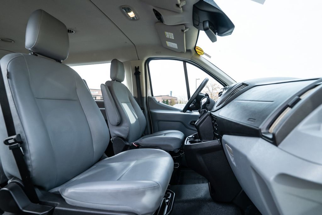 Used 2017 Ford Transit 350 XL image 12