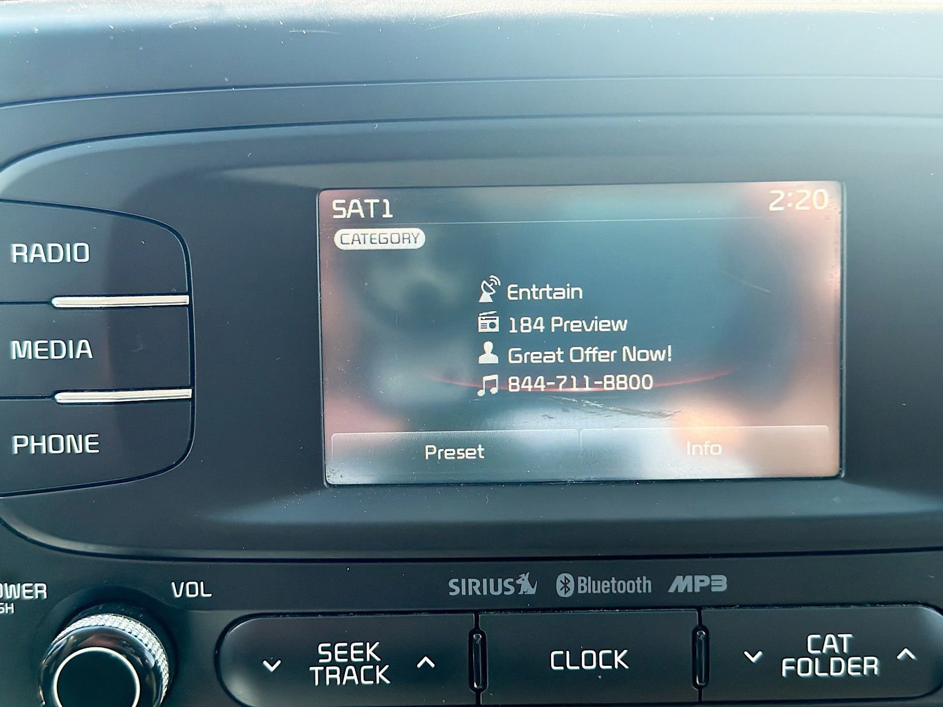 Used 2016 Kia Soul + image 15