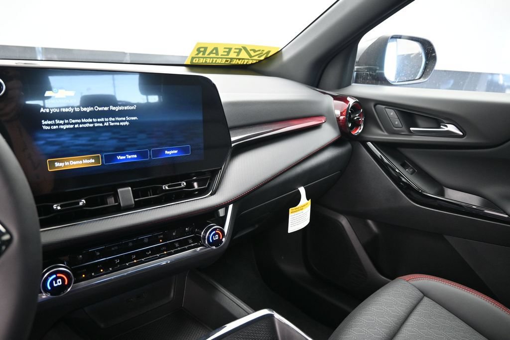 New 2027 Chevrolet Equinox RS w/ Convenience Package III AWD/4WD image 16