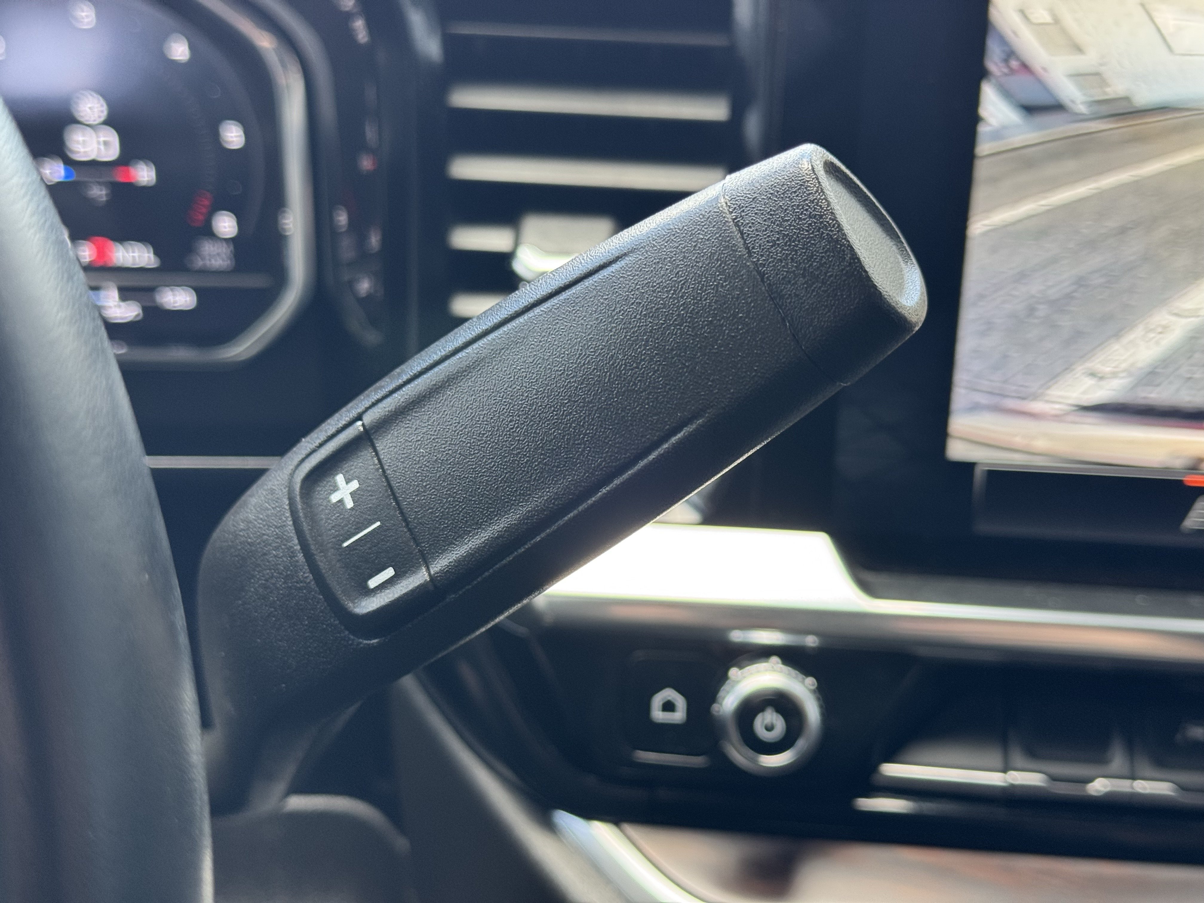 Certified 2025 GMC Sierra 1500 SLT AWD/4WD image 29