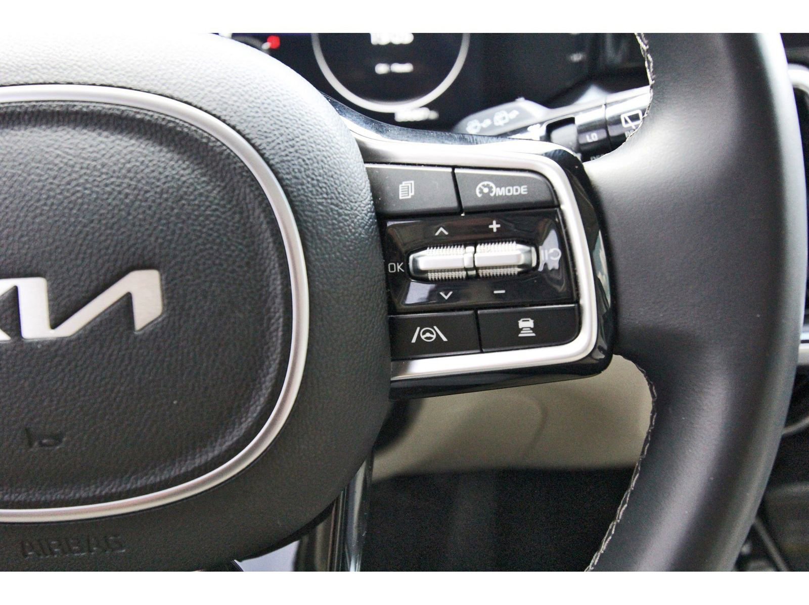 Used 2023 Kia Sorento SX image 20