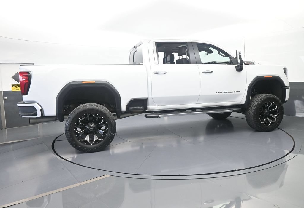 Used 2024 GMC Sierra 2500 Denali w/ Denali Reserve Package AWD/4WD image 7