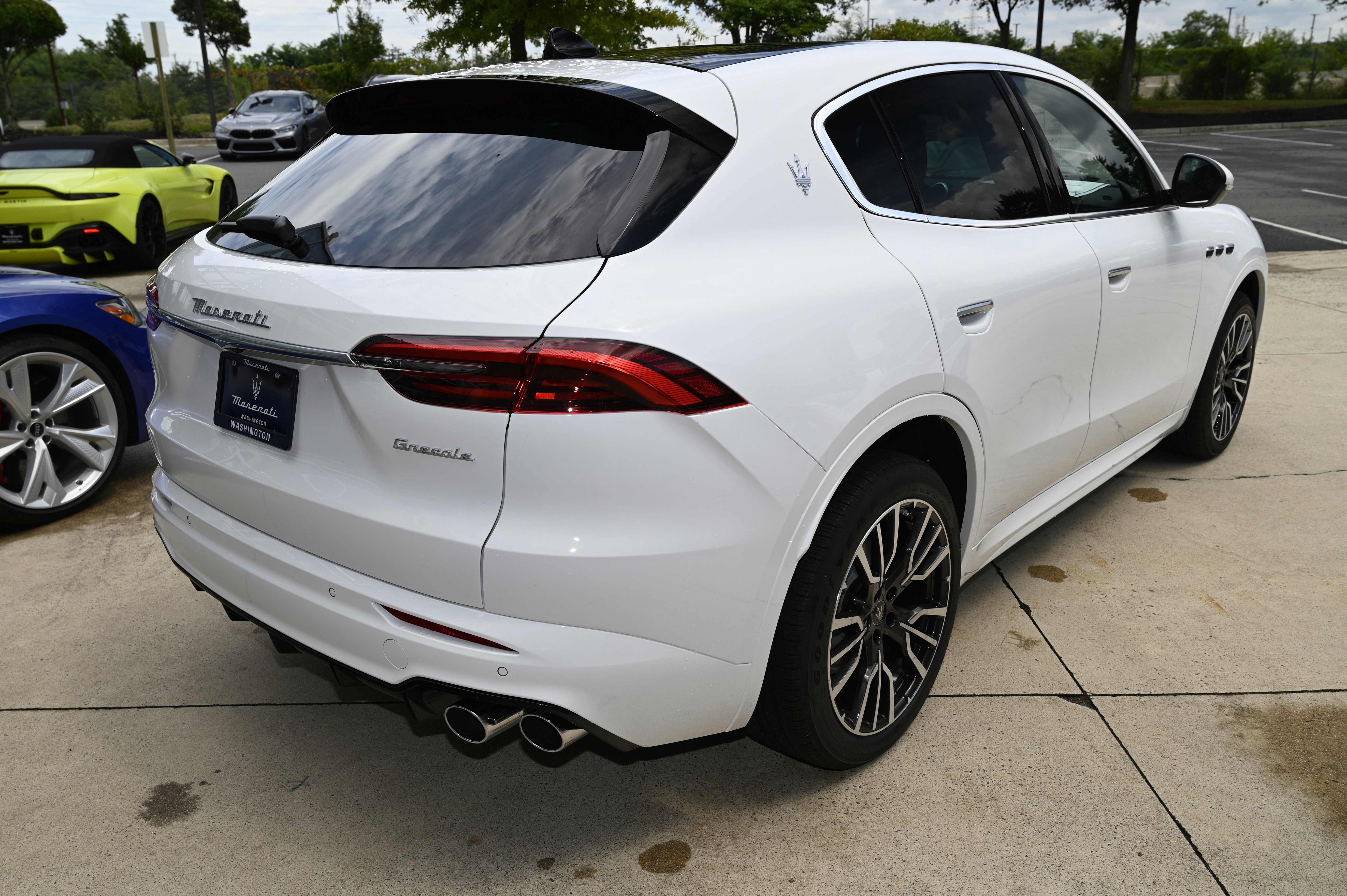 New 2025 Maserati Grecale GT image 5