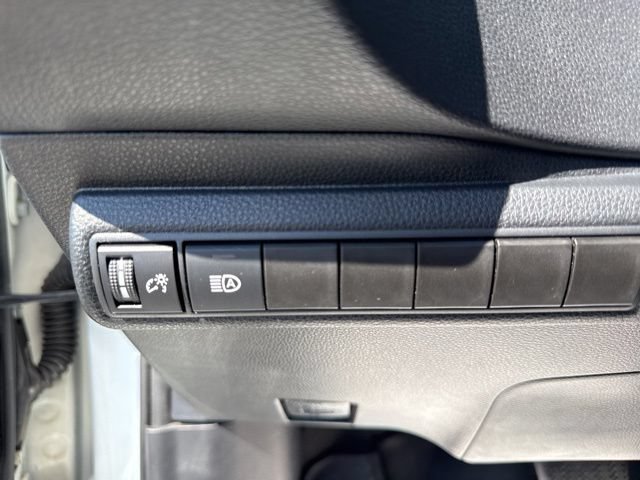Used 2021 Toyota Corolla SE w/ Carpet Mat Package (TMS) FWD image 20