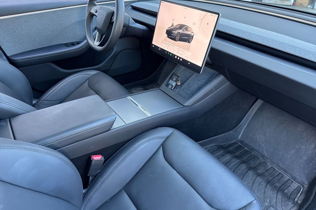 Used 2024 Tesla Model 3 Standard Range RWD image 14
