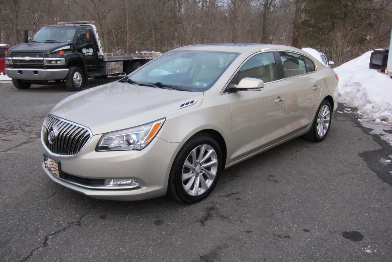 Used 2014 Buick LaCrosse Leather w/ Driver Confidence Package image 1