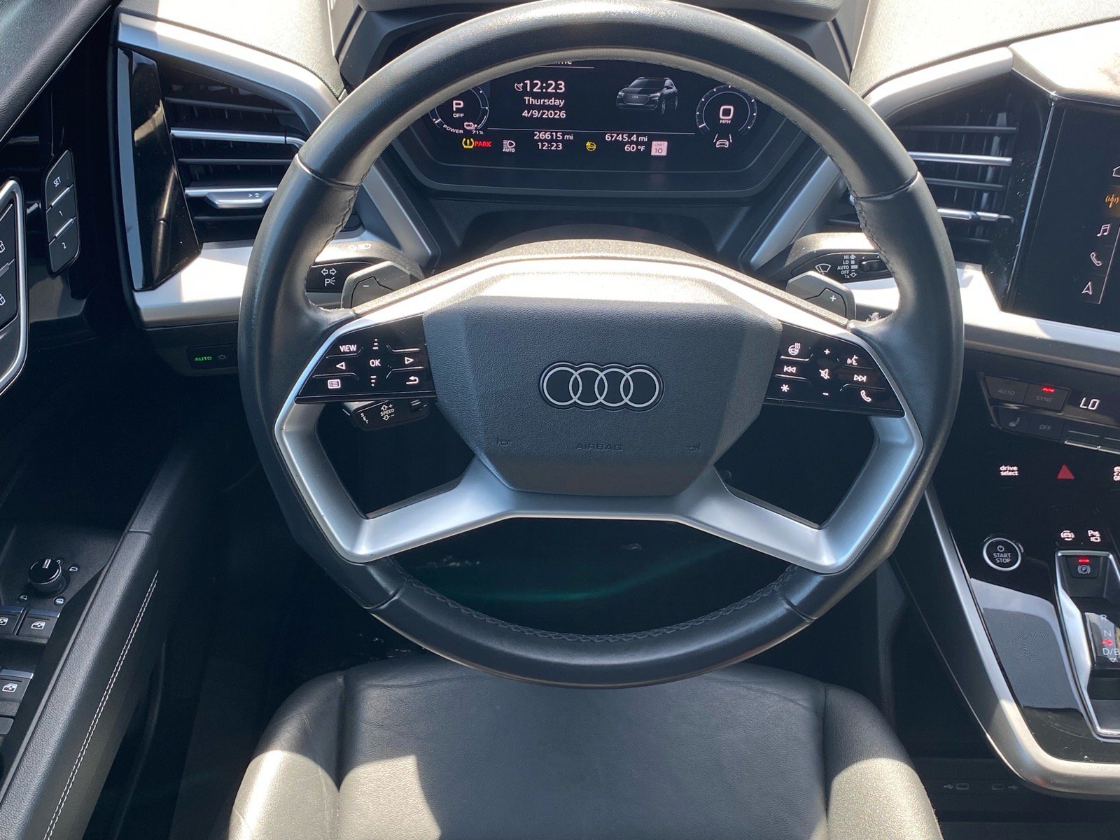 Used 2022 Audi Q4 e-tron Prestige AWD/4WD image 6