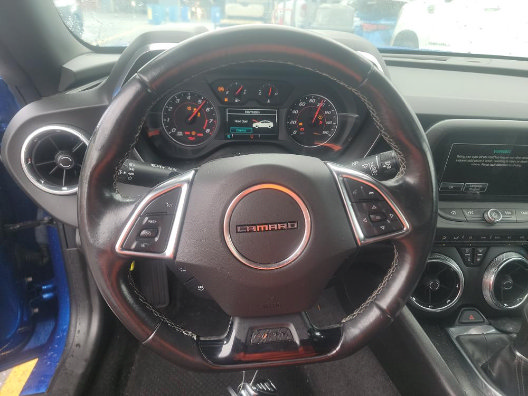 Used 2017 Chevrolet Camaro LT RWD image 10