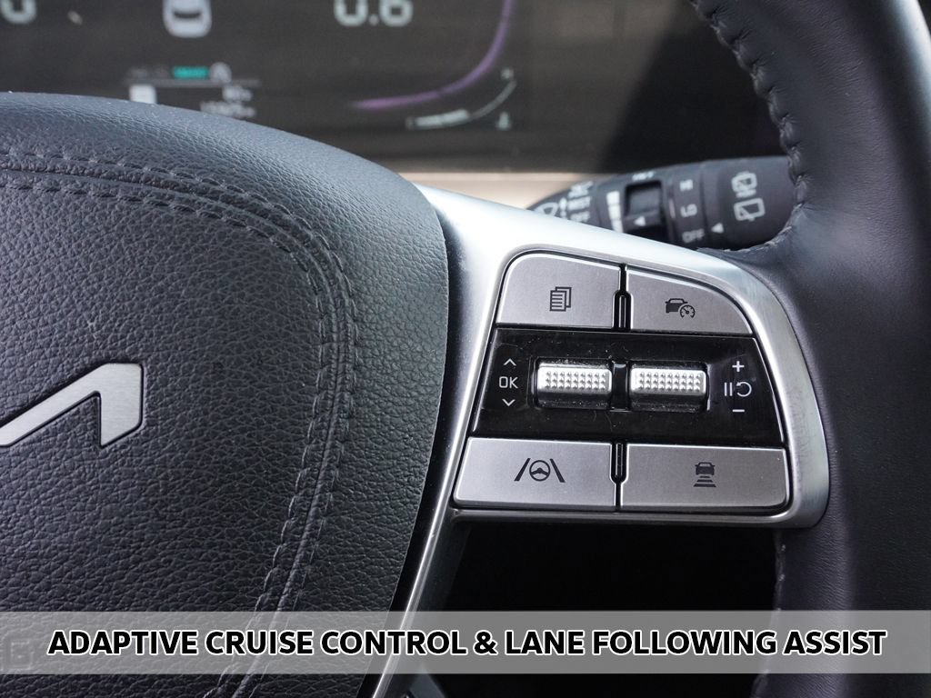 Used 2023 Kia Telluride LX AWD/4WD image 4