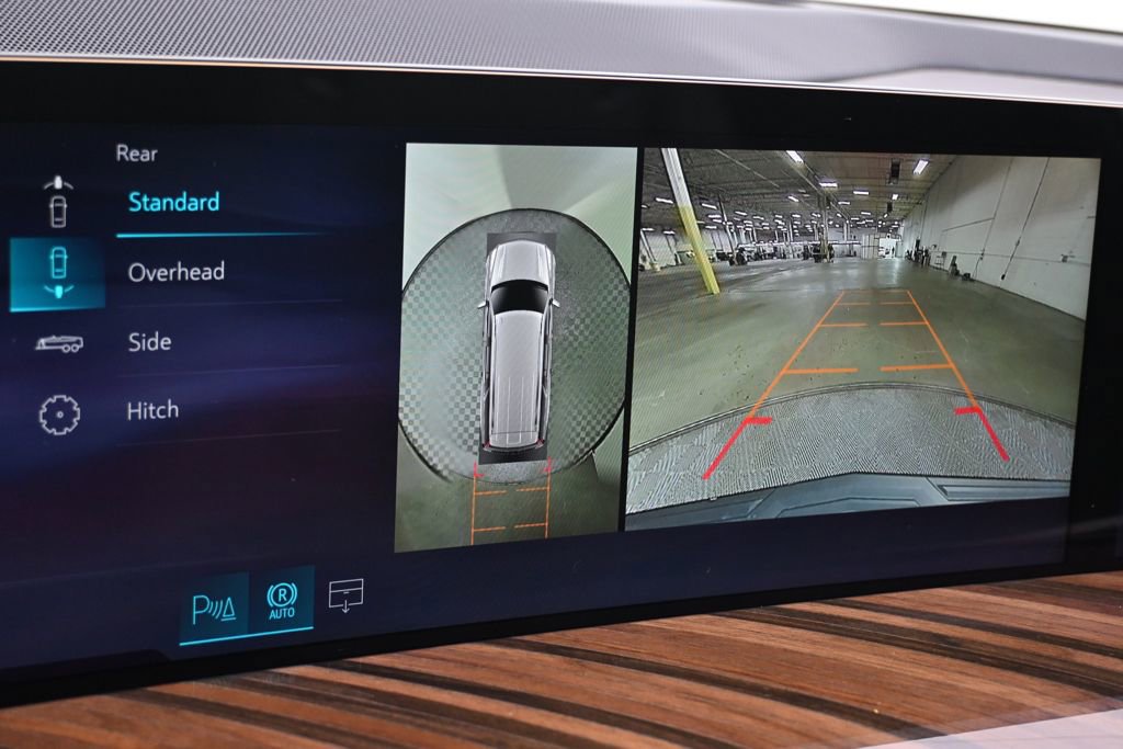 New 2026 Cadillac Escalade ESV Platinum Sport image 30