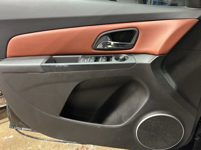 Used 2011 Chevrolet Cruze LT FWD image 19