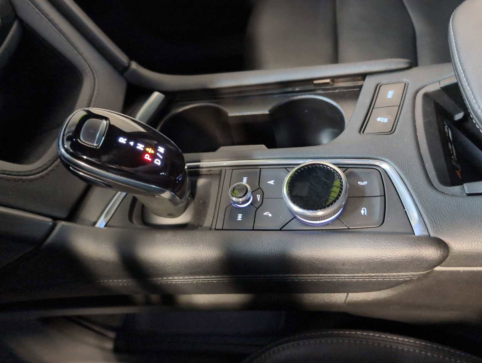 Used 2023 Cadillac XT6 Sport image 16