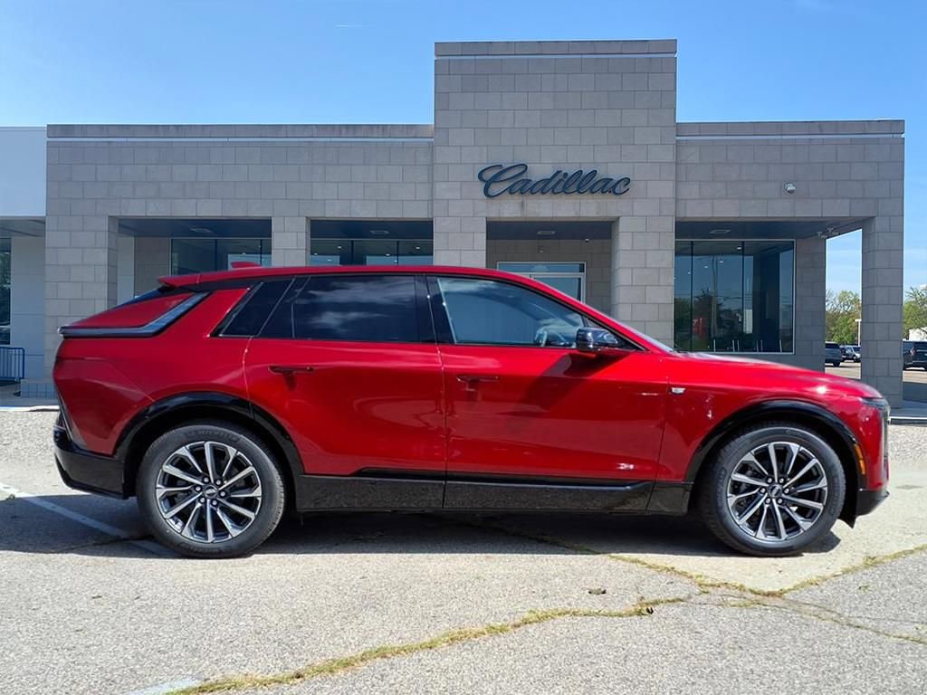 New 2026 Cadillac Lyriq Sport image 4