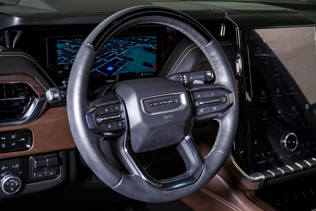 Used 2025 GMC Yukon Denali Ultimate AWD/4WD image 25
