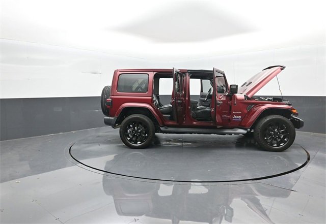 Used 2021 Jeep Wrangler Unlimited Sahara w/ Cold Weather Group image 40