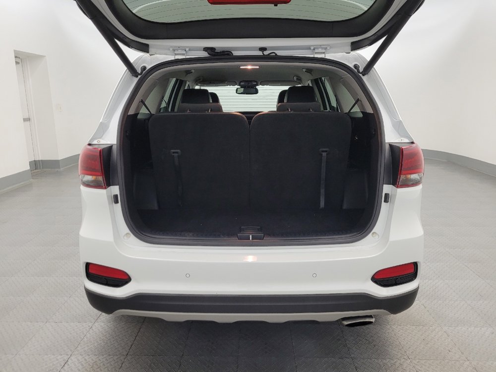 Used 2019 Kia Sorento EX image 29
