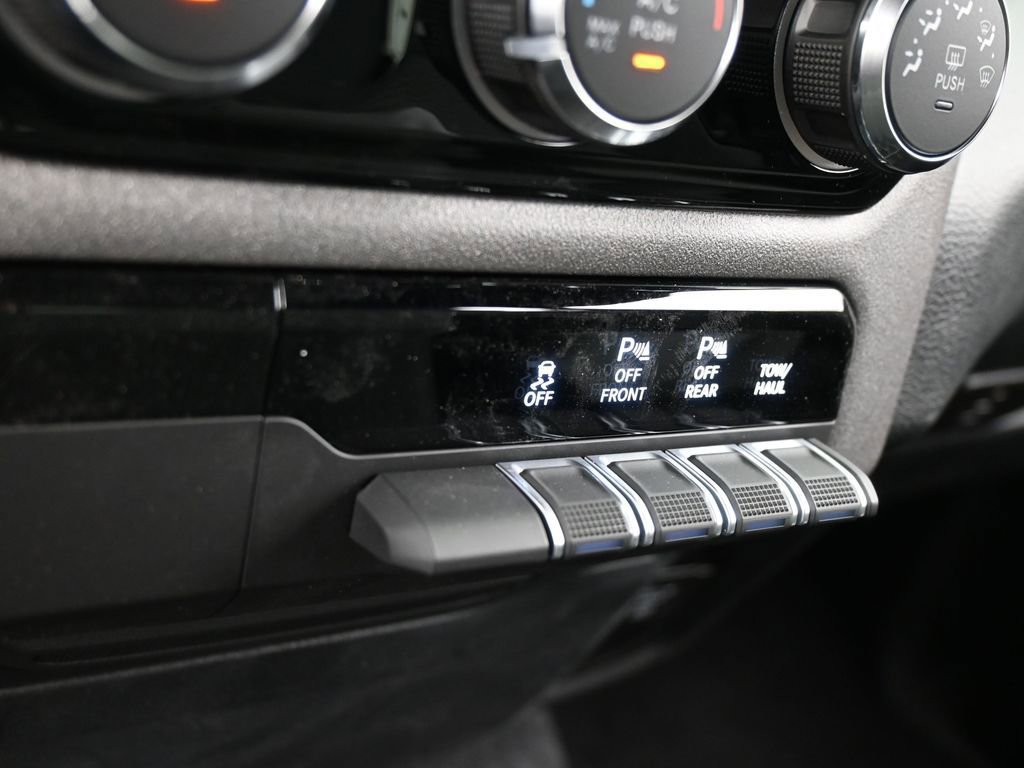 New 2026 RAM 1500 Classic Warlock image 18