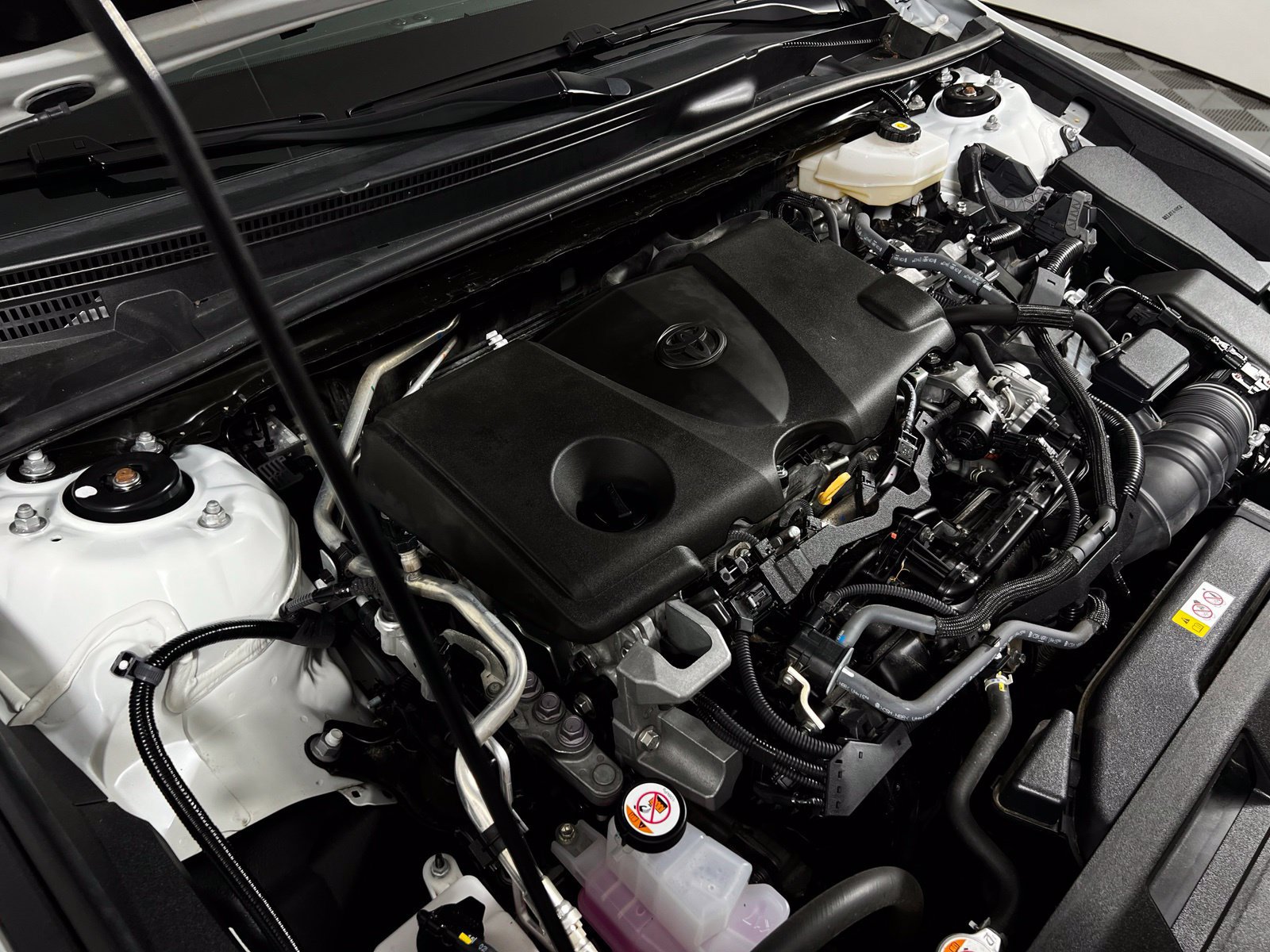 Certified 2025 Toyota Camry LE FWD image 10