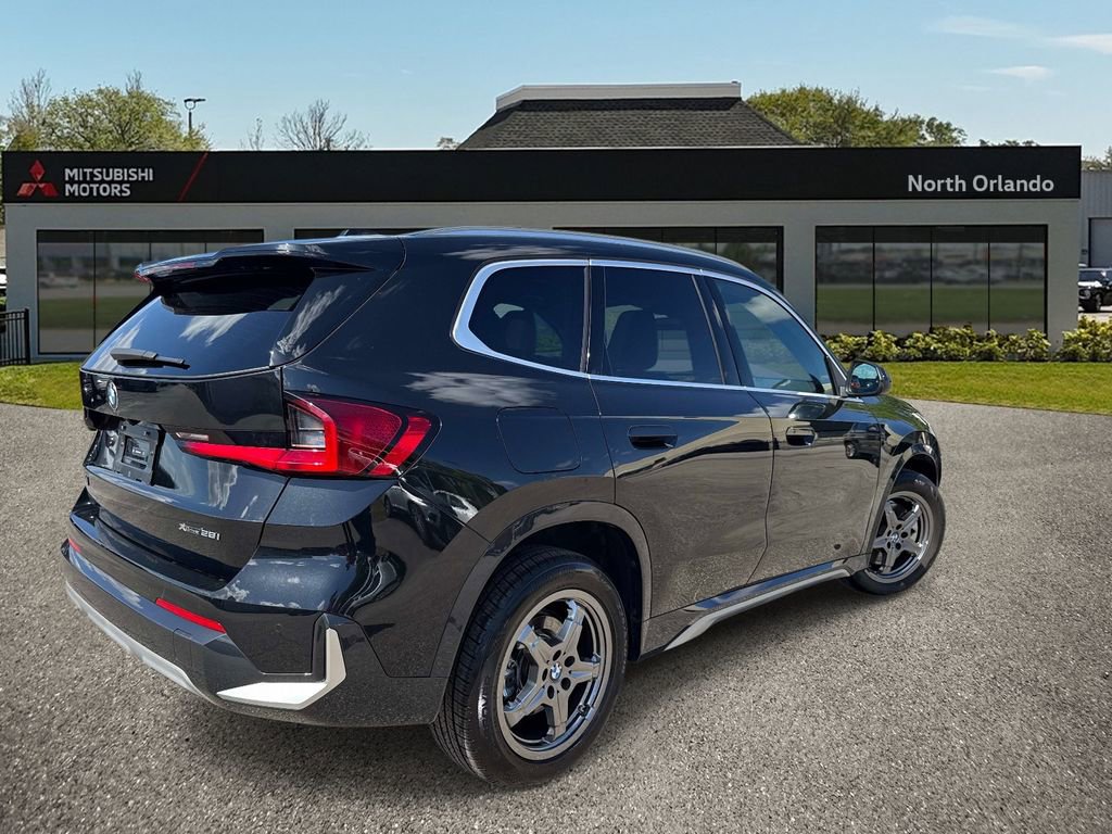 Used 2025 BMW X1 xDrive28i image 5